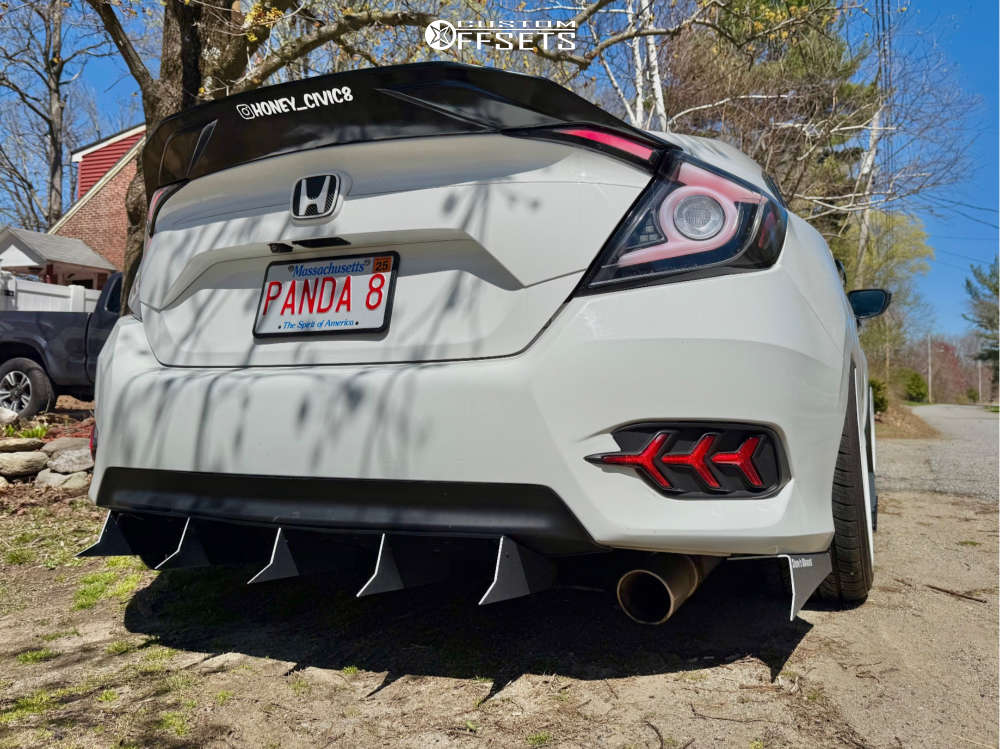 2017 Honda Civic with 18x9.5 30 Aodhan Ah08 and 235/40R18 Vercelli ...