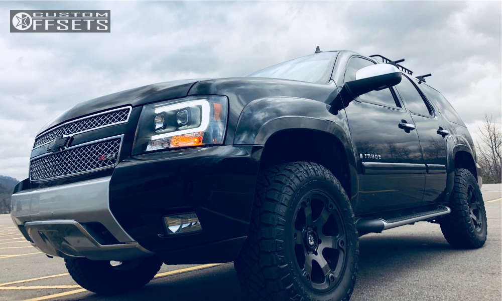 2007 Chevrolet Tahoe with 18x9 1 Fuel Beast and 285/65R18 Nitto Ridge ...