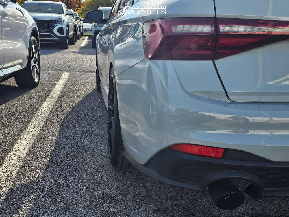 2025 Volkswagen Jetta with 19x8.5 45 HRE FlowForm Ff21 and 245/35R19 ...