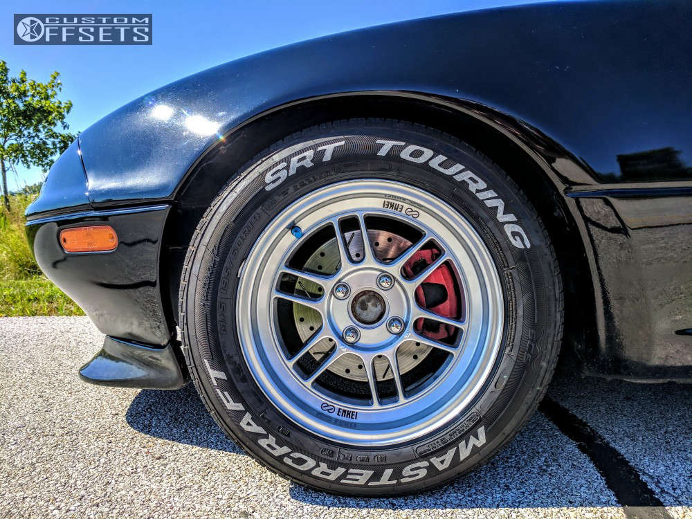 1997 Mazda MX-5 Miata with 14x7 19 Enkei RPF1 and 195/60R14
