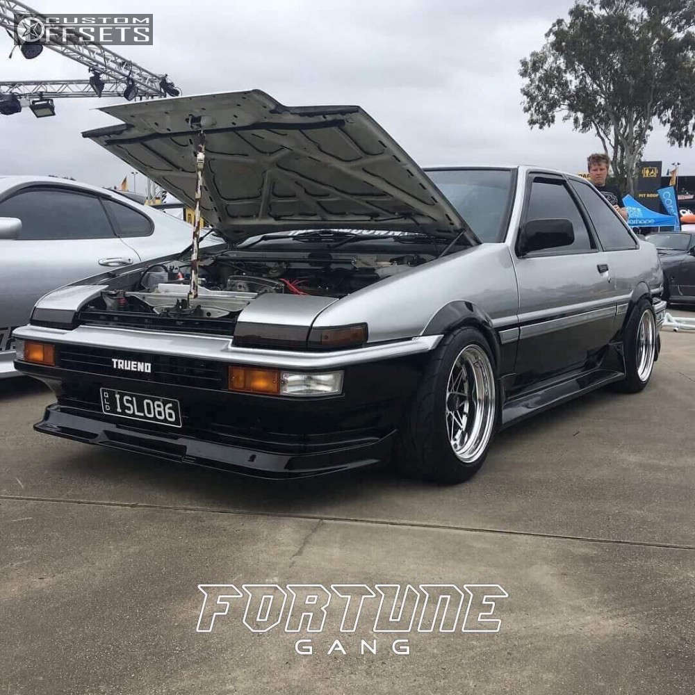 1985年、1986年オリンピア 1985 Nissan 300ZX | Carlisle Auctions