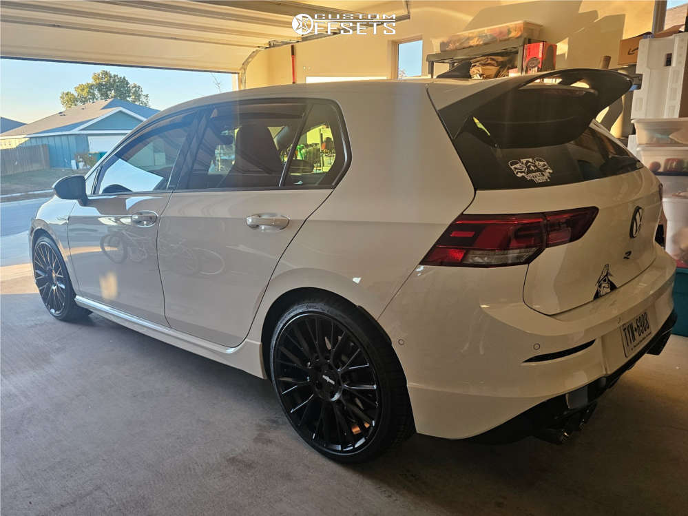 2024 Volkswagen Golf R with 19x8.5 45 Rotiform Lse and 235/35R19 ...