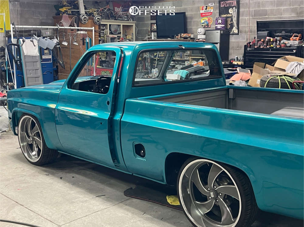 1983 Chevrolet C10 with 24x10 5 US Mags Desperado 5 and 255/30R24 ...