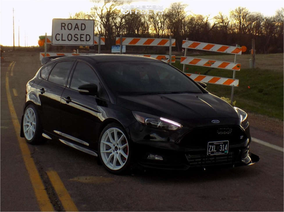 Option Lab Rims R716 Focus 2016 Ford Focus with 18x8.5 40 Option Lab R716 and 235/40R18 BFGoodrich ...