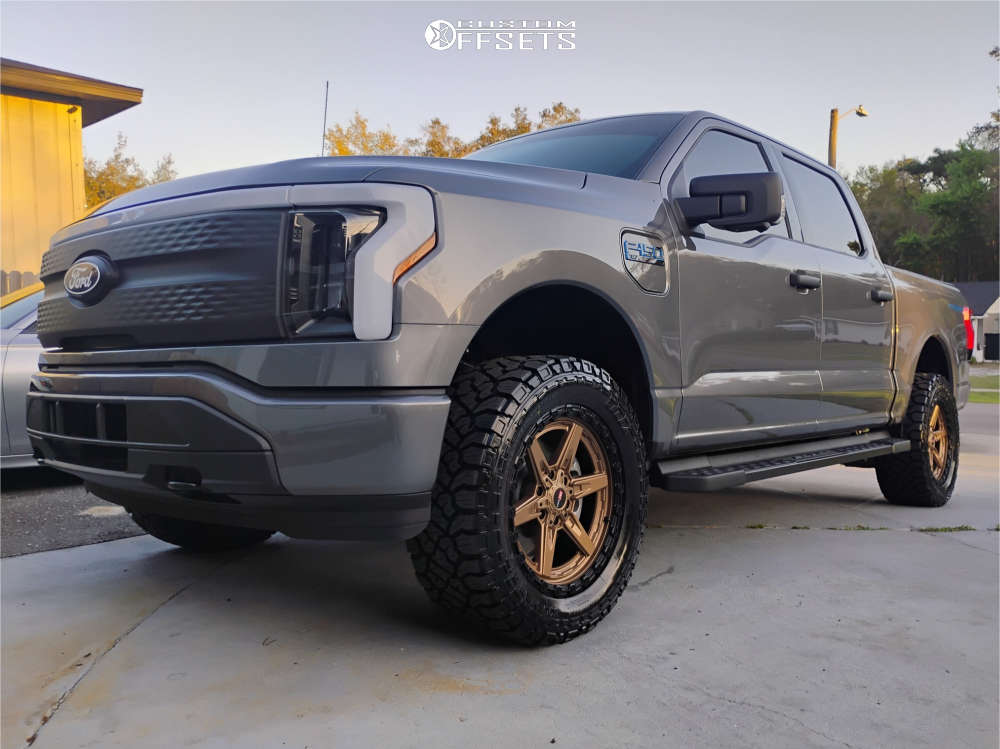 3487967-1-2025-f-150-lightning