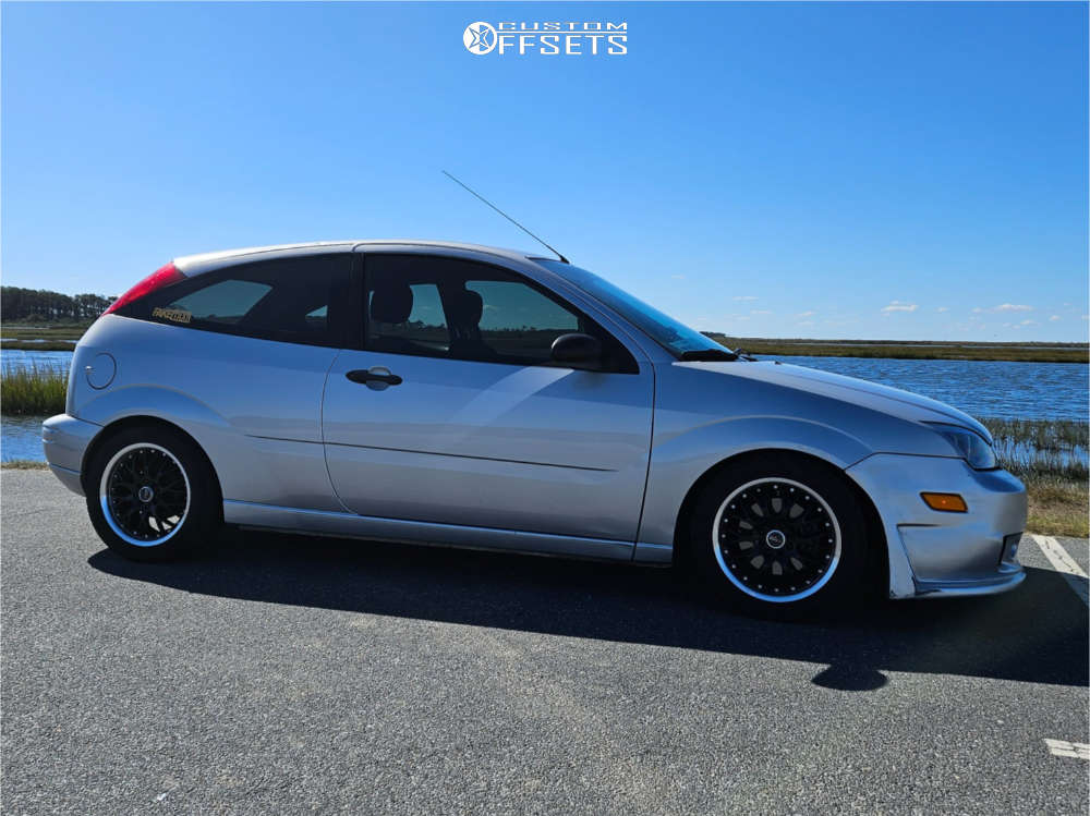 3507761-1-2005-focus-ford-zx3-