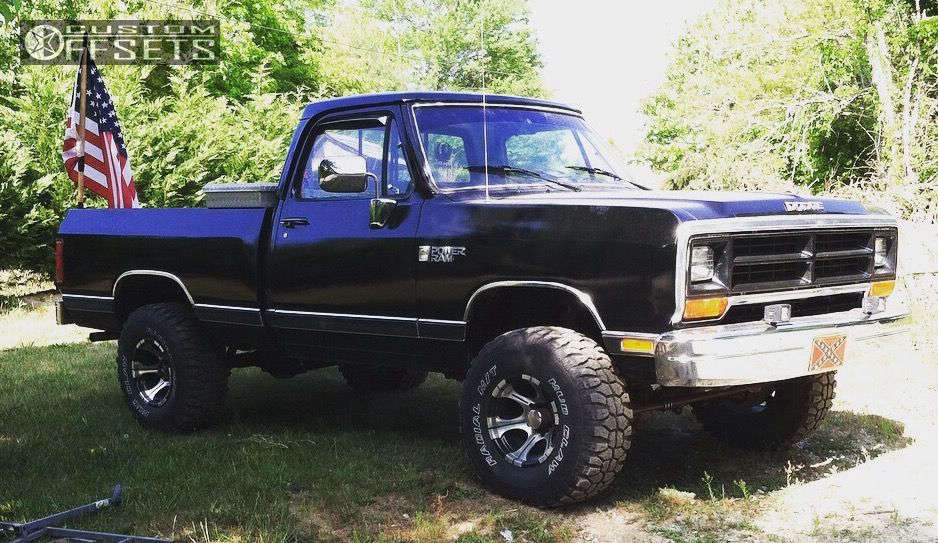 1988 Dodge W100 with 15x10 -47 Dick Cepek Dc-2 and 33/12.5R15 Mud Claw ...