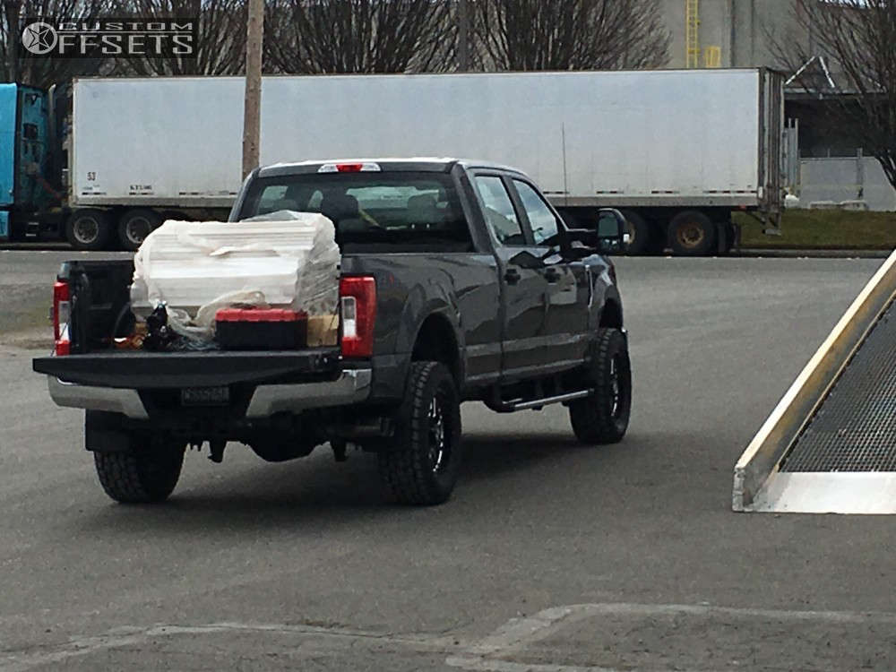 2017 Ford F-250 Super Duty with 20x9 0 Hostile Sprocket and 295/60R20 ...