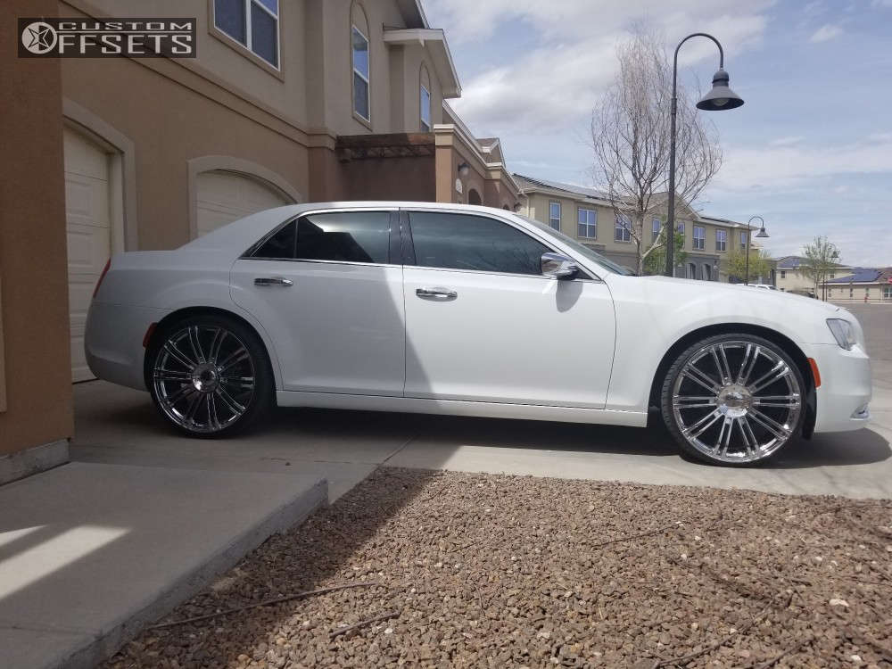 2016 Chrysler 300 Tire Sizenull