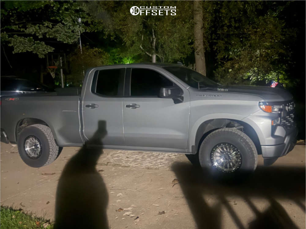Coilover Leveling Kit 2025 Chevrolet Silverado 1500 with 17x9 0 Scale 4x4 S04 and 285/75R17 ...