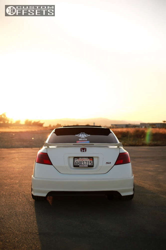 2009 Honda Civic with 17x9 35 Vordoven Forme 9 and 245/40R17 Hankook ...