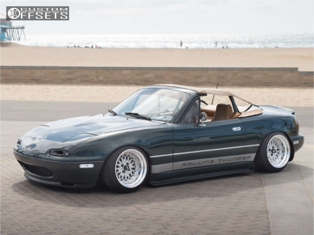 1991 Mazda MX-5 Miata with 15x9 -3 Star Road Glowstars and 175