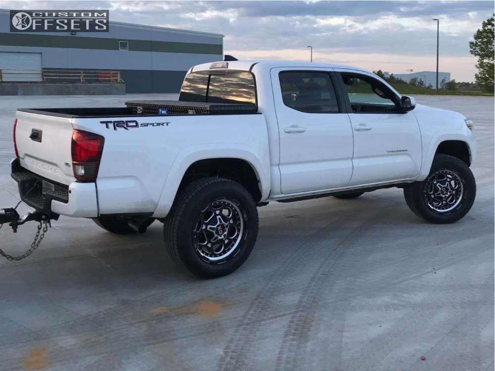 2018 Toyota Tacoma with 20x9 0 XD Xd837 and 275/55R20 Michelin Defender ...