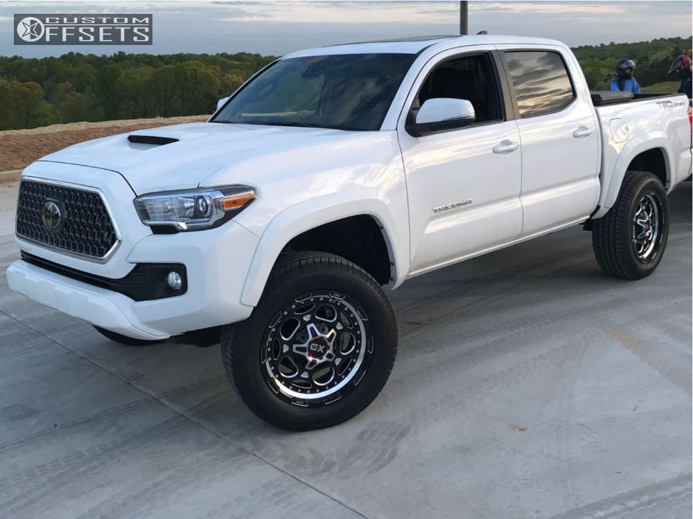 2018 Toyota Tacoma with 20x9 0 XD Xd837 and 275/55R20 Michelin Defender ...