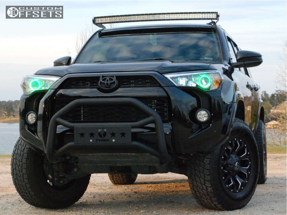 2015 Toyota 4Runner with 17x8.5 14 Fuel Assault and 285/70R17 Nitto