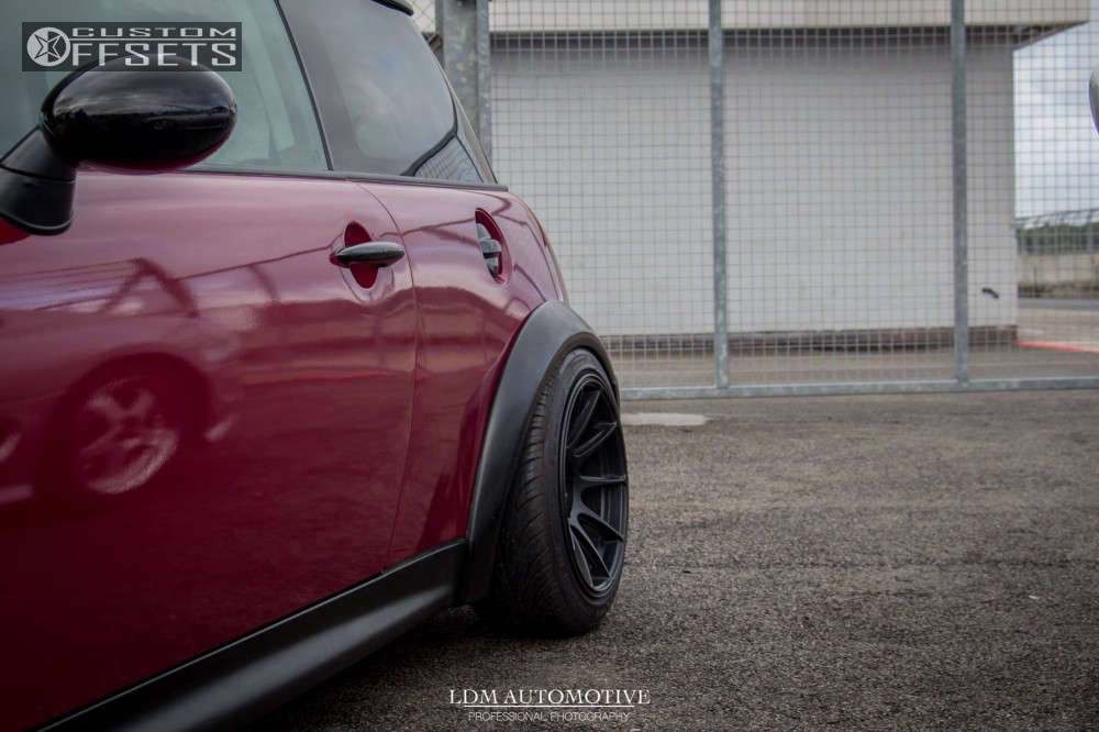 2003 Mini Cooper with 16x8.25 0 XXR 527 and 205/45R16 Nankang NS