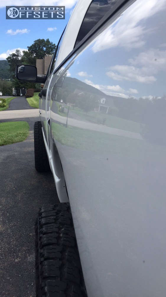 2005 Dodge Ram 2500 with 20x10 24 Fuel Lethal and 35/12.5R20 Toyo