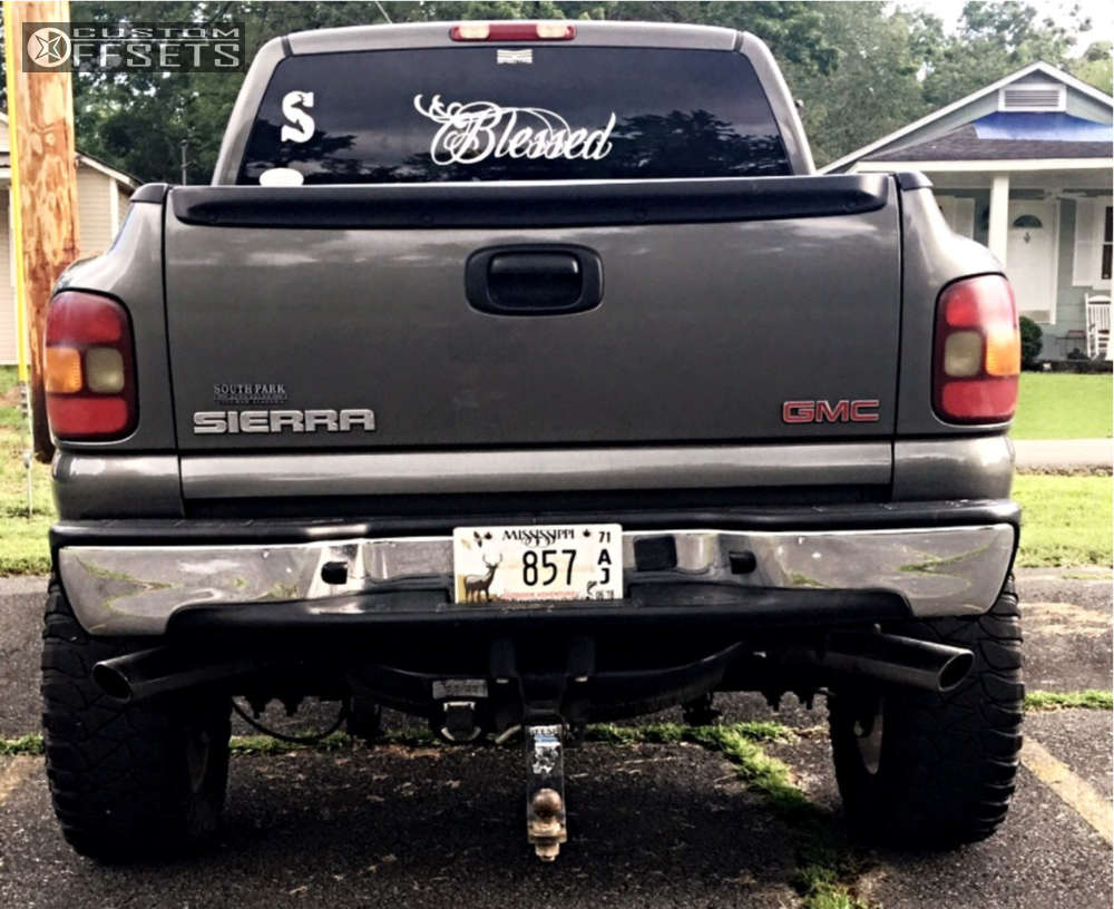 2002 GMC Sierra 1500 with 20x9 0 Dick Cepek Dc-2 and 35/12.5R20 Mickey ...