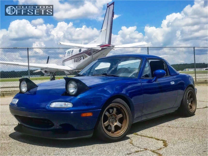 1995 Mazda MX-5 Miata with 15x8 20 JNC Jnc013 and 195/50R15