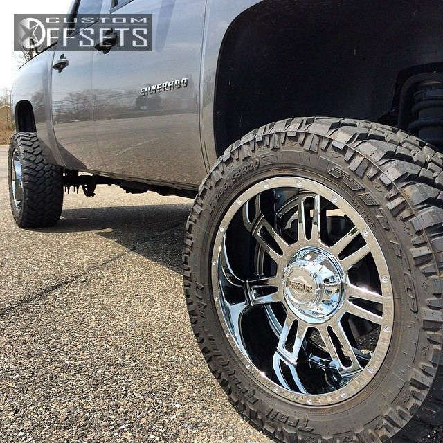 2013 Chevrolet Silverado 1500 with 20x10 -19 Gear Off-Road Challenger ...