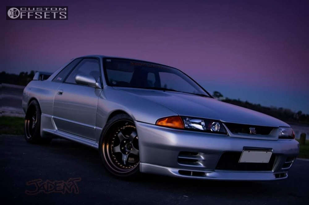 447223-1-1993-skyline-r32-