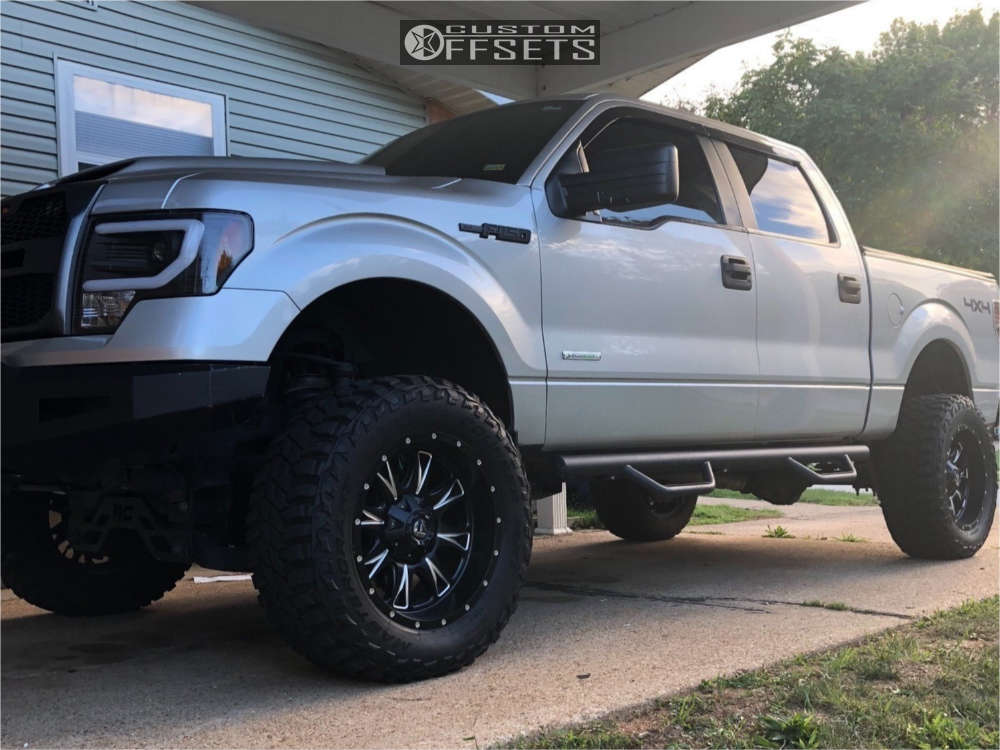 2013 Ford F150 with 20x12 44 Fuel Throttle and 35/12.5R20 Mastercraft Courser Mxt and