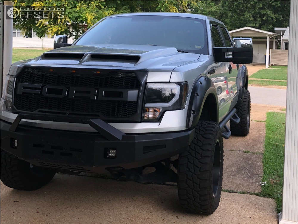2013 Ford F150 with 20x12 44 Fuel Throttle and 35/12.5R20 Mastercraft Courser Mxt and