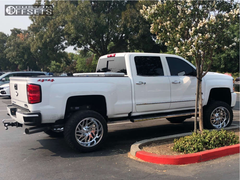 2019 Chevrolet Silverado 2500 HD with 22x12 43 Fuel Triton D609 and 35