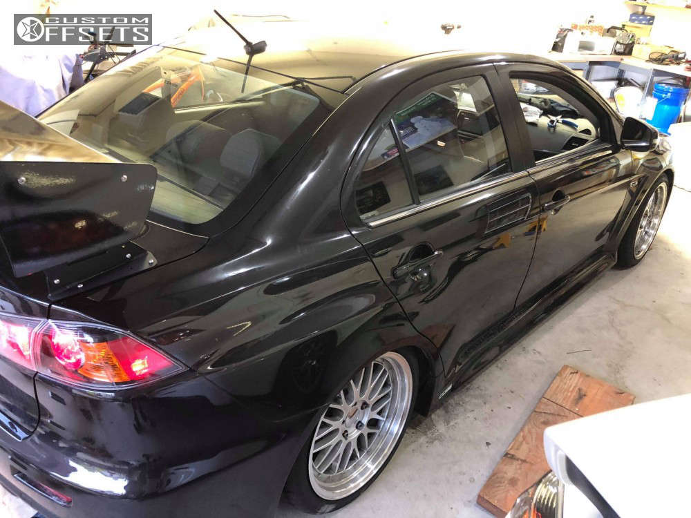 2015 Mitsubishi Lancer Wheel Offset Tucked Air Suspension 471209