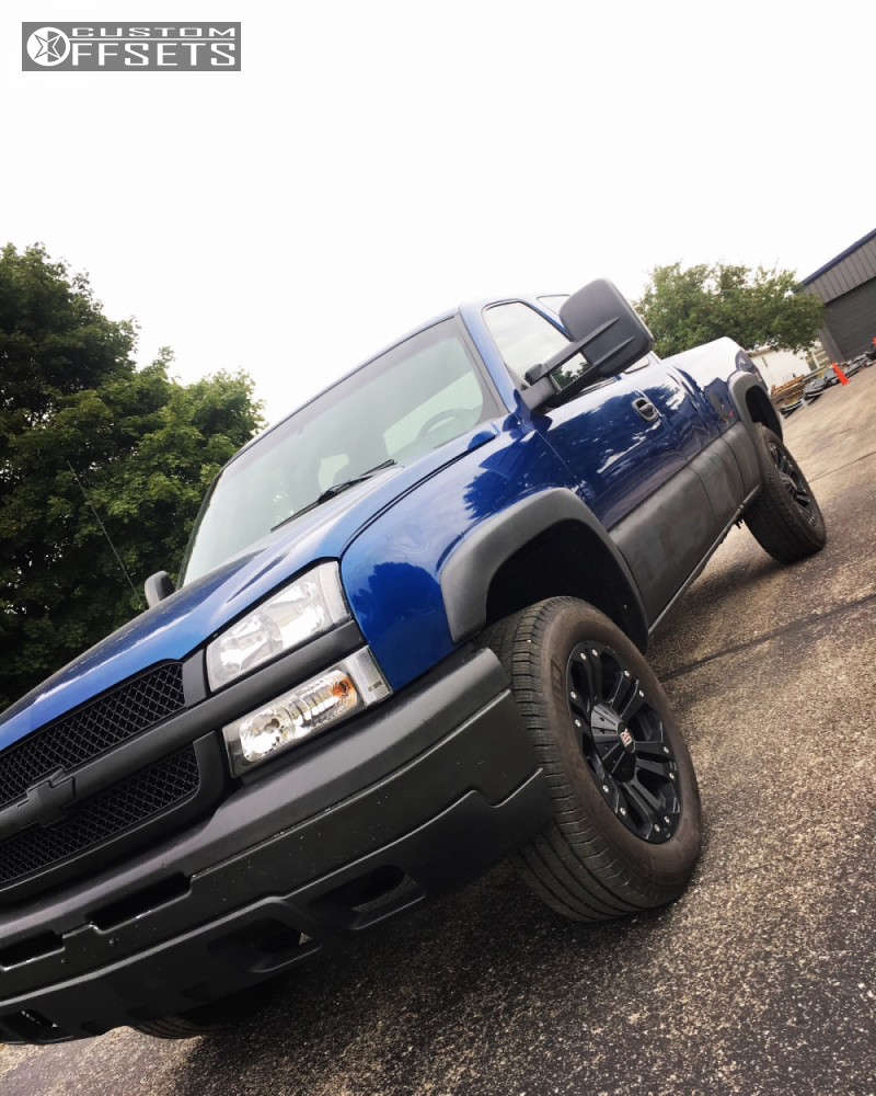 2003 Chevrolet Silverado 1500 with 20x9 18 Xd Xd778 and 275/60R20 ...