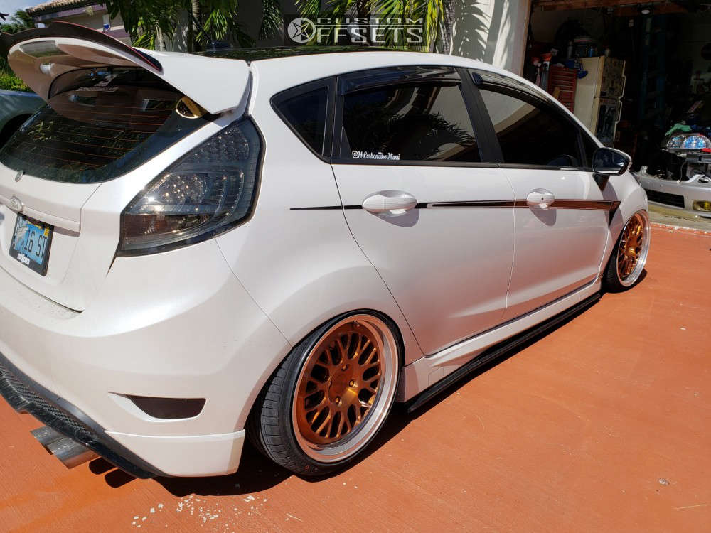 2016 Ford Fiesta with 17x8 30 Rotiform Lvs and 185/35R17 Accelera