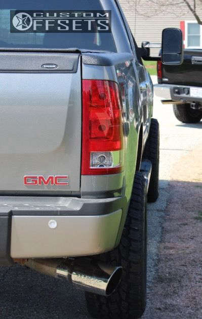 Coilover Leveling Kit 2008 GMC Sierra 2500 HD with 20x10 -19 Gear Off-Road Big Block and 285 ...