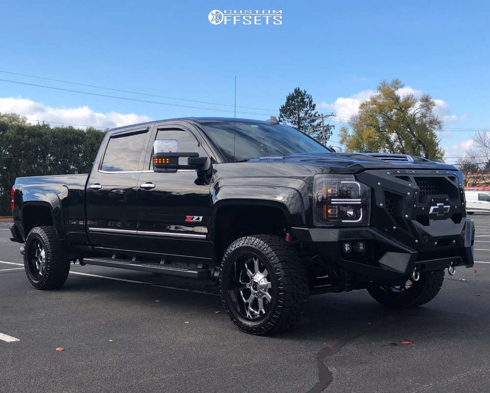 2018 Chevrolet Silverado 3500 HD with 20x10 24 XD Xd825 and 305/55R20