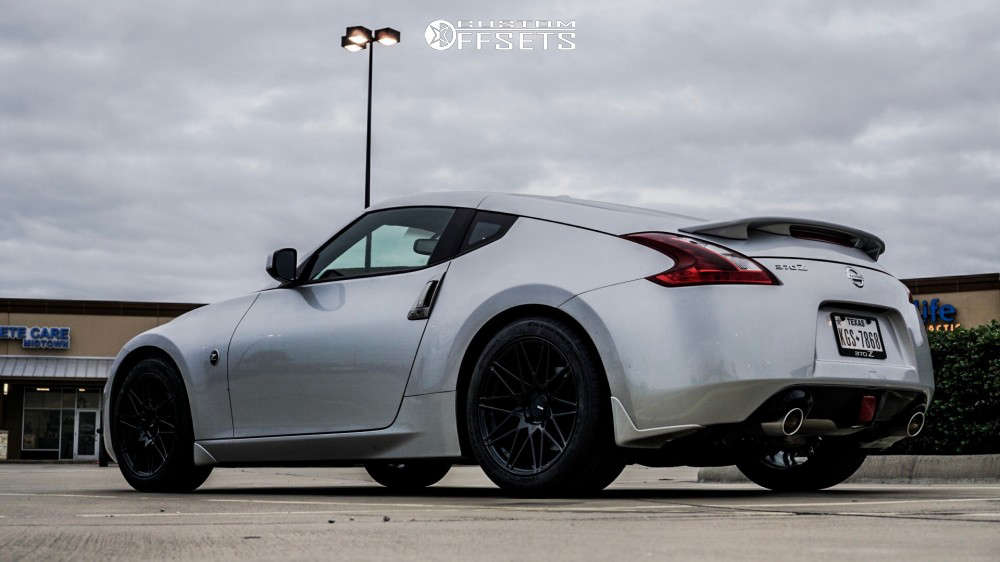 2018 Nissan 370Z Wheel Offset Nearly Flush Stock 531287 Custom Offsets