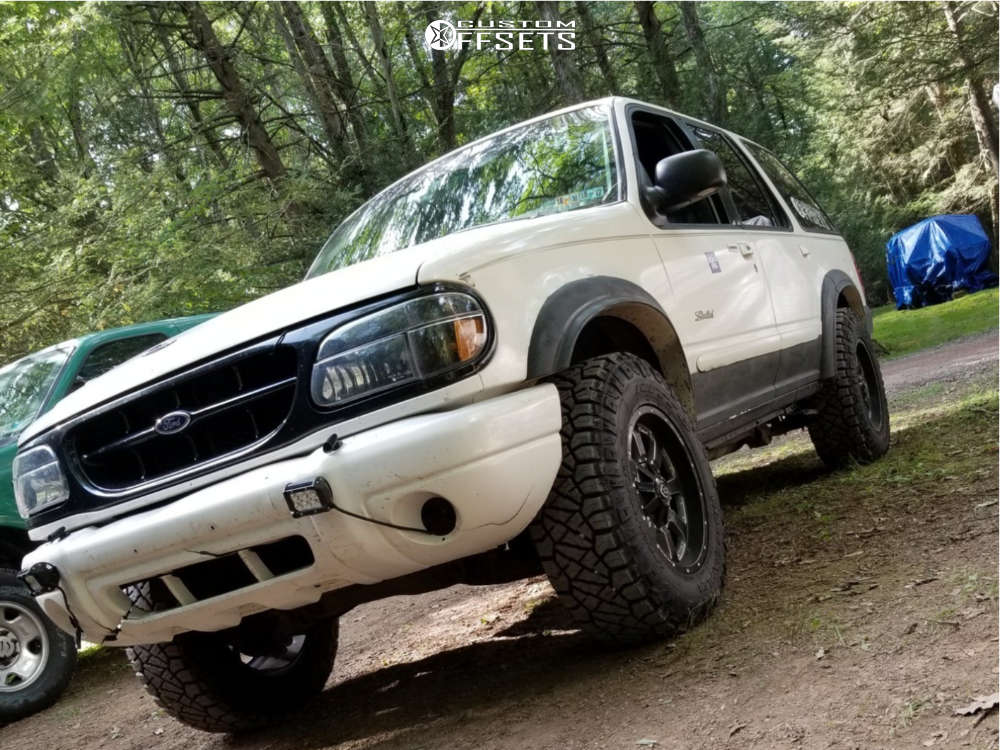Explorer Ridge Plate 2000 Ford Explorer with 17x9 -12 Vision Locker and 265/70R17 Nitto ...