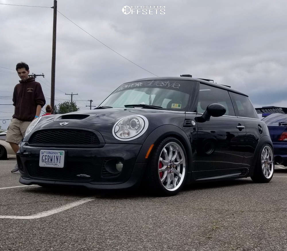 532568-1-2009-cooper-mini-john