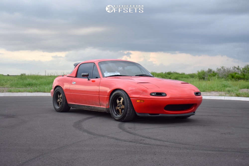 1992 Mazda MX-5 Miata with 15x8 25 AVID1 AV25 and 205/50R15 Toyo