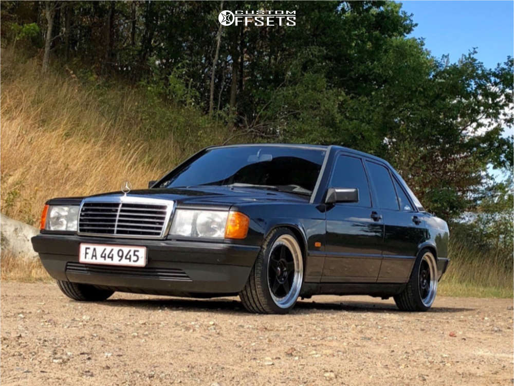 1986 Mercedes-Benz 190E with 16x8 34 Japan Racing Jr6 and 195