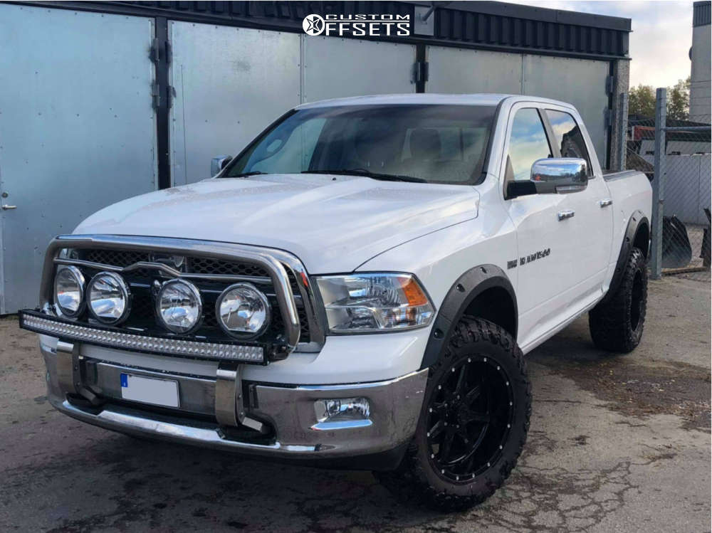 2011 Ram 1500 with 20x10 19 Tuff T15 and 35/12.5R20 Atturo Trail Blade
