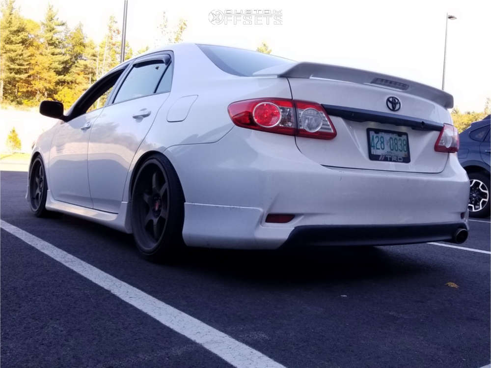 555657-1-2011-corolla-toyota-s