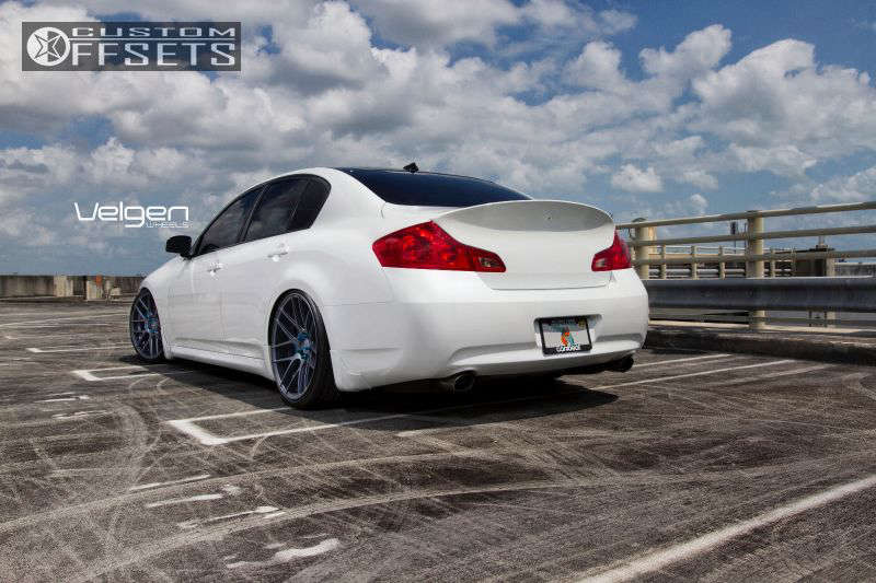 2012 INFINITI G37 with 20x9 35 Velgen Vmb7 and 245/30R20 Hankook V12