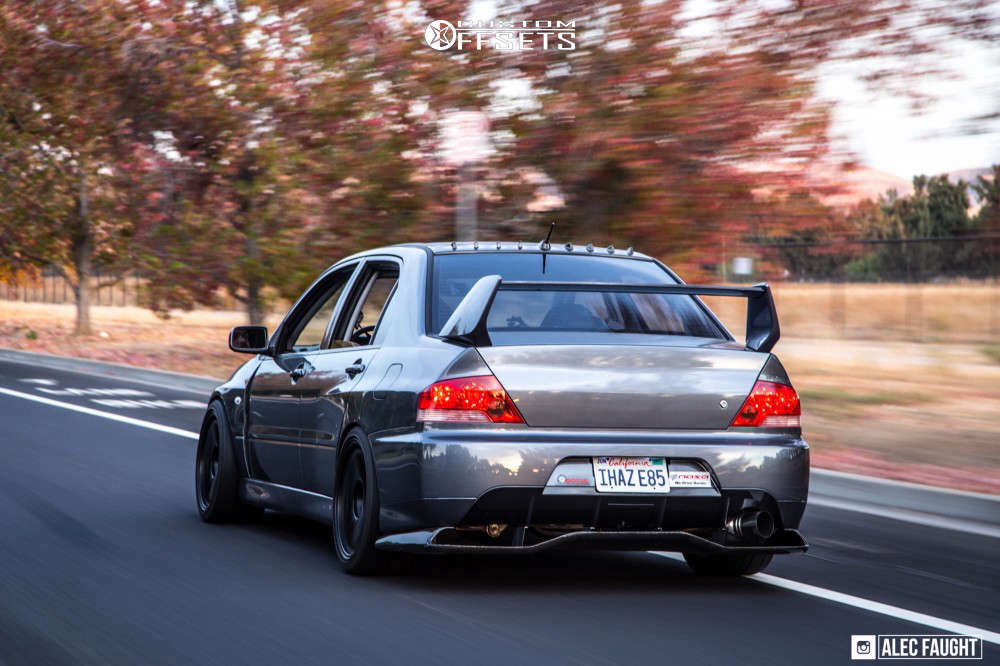 2006 Mitsubishi Lancer with 18x9.5 22 SSR Type F and 275