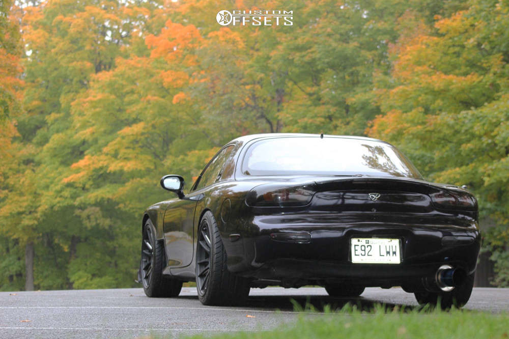 1993 Mazda RX-7 with 18x9 35 720 Form GTF2 and 245/40R18 Yokohama