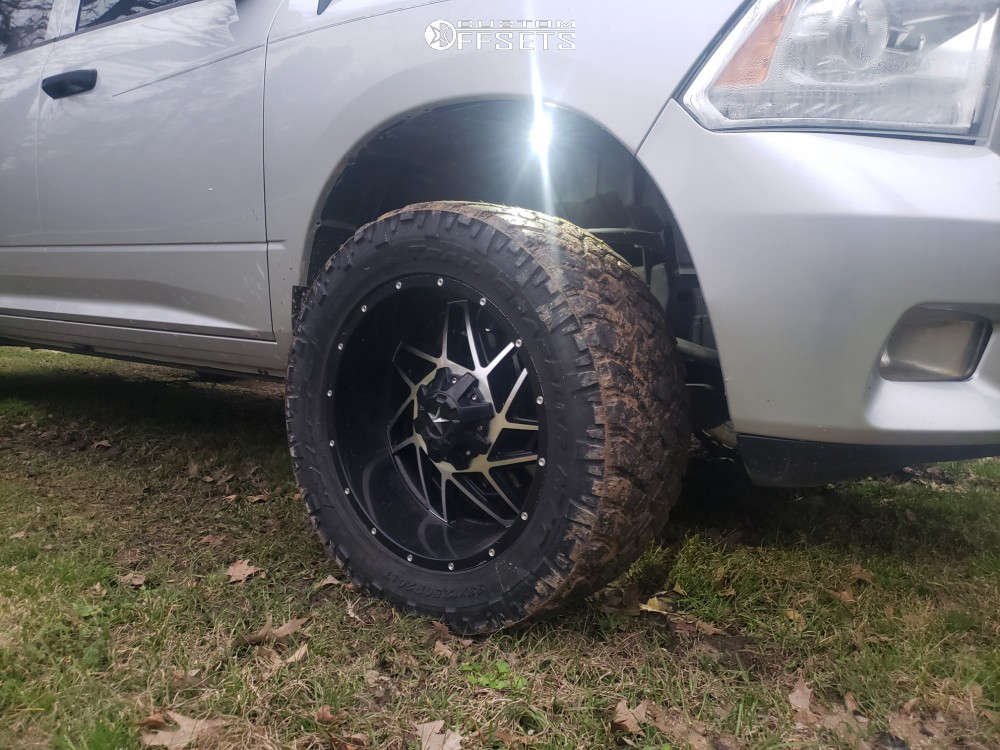 2011 Ram 1500 with 20x10 -24 Dropstars 652bm and 33/12.5R20 Haida Hd878 ...