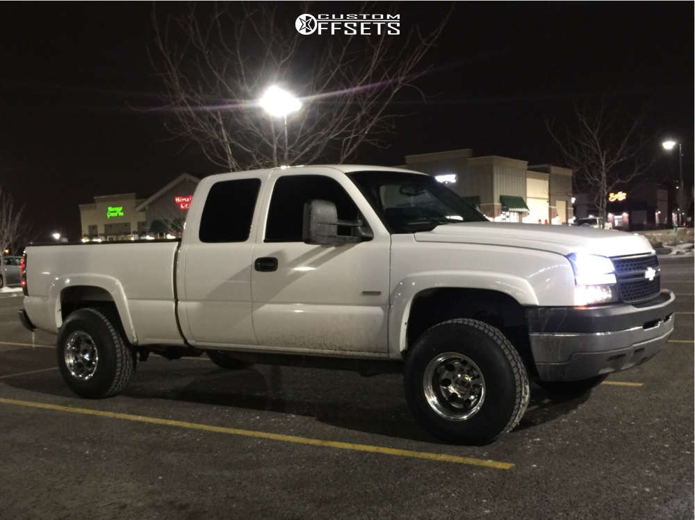2005 Chevrolet Silverado 2500 HD with 16x12 -50 Mickey Thompson Classic ...