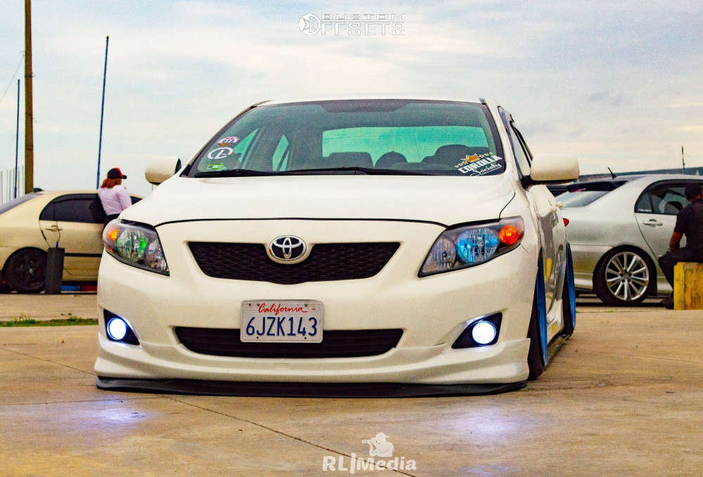 2009 Toyota Corolla Wheel Offset Nearly Flush Air Suspension 633402