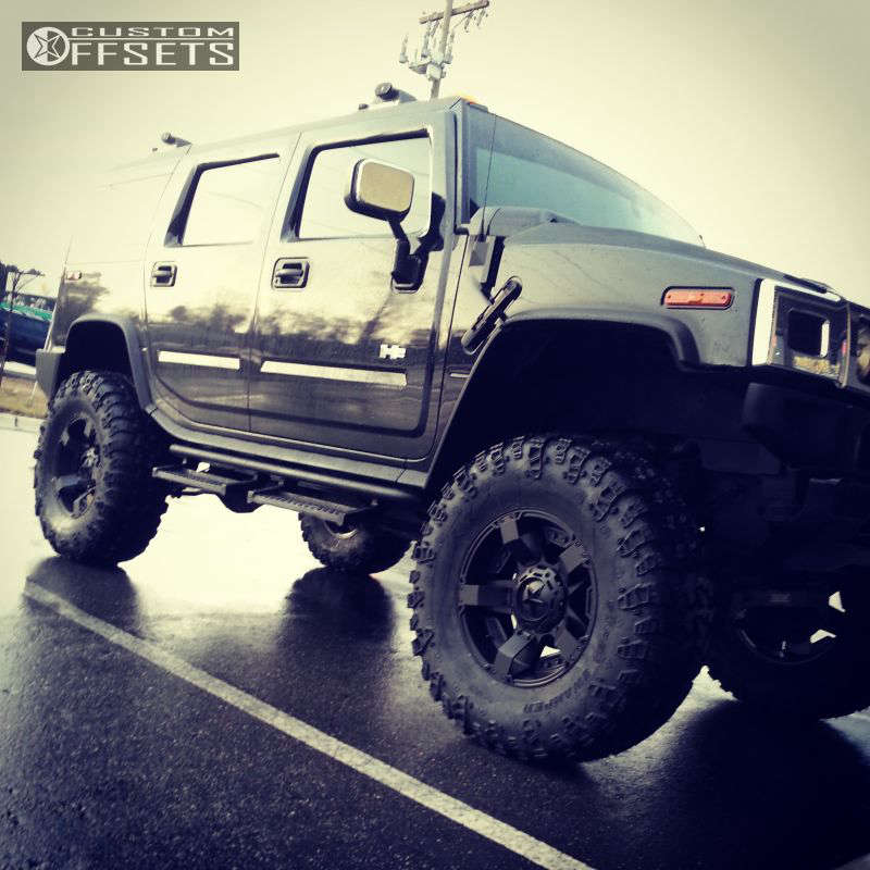 2004 Hummer H2 with 20x9 12 XD Rockstar II and 40/14.5R20 Super
