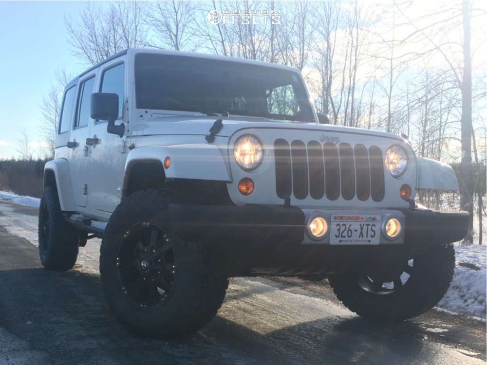 2010 Jeep Wrangler JK with 18x9 -12 Ballistic Morax and 33/12.5R18 ...