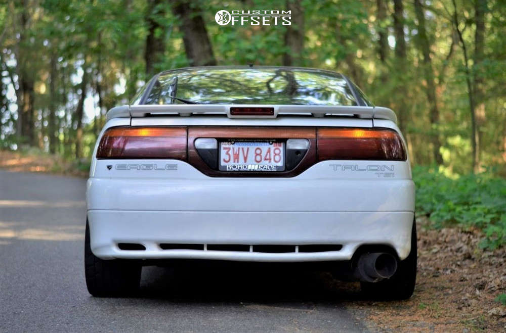1992 Eagle Talon with 17x8 25 Konig Villain and 225/45R17 Hankook