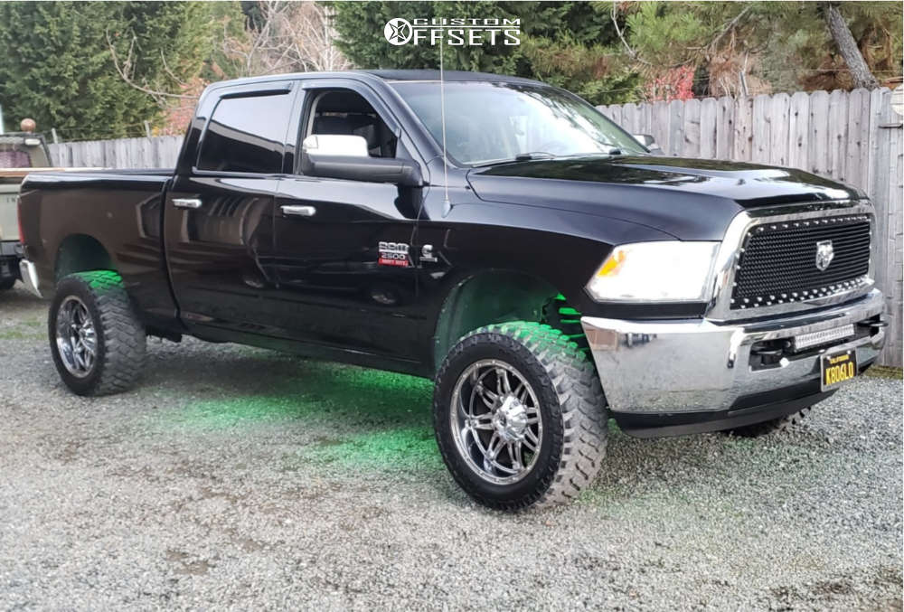2012 Ram 2500 with 20x10 24 Fuel Hostage D530 and 33/12.5R20 Firestone